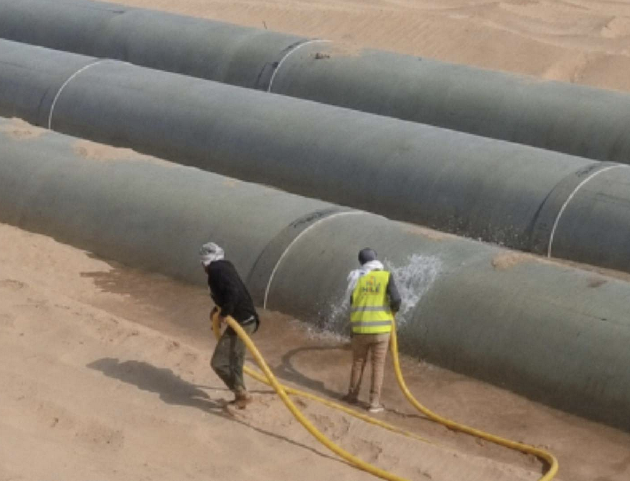 Pressure testing and flushing for large pipelines